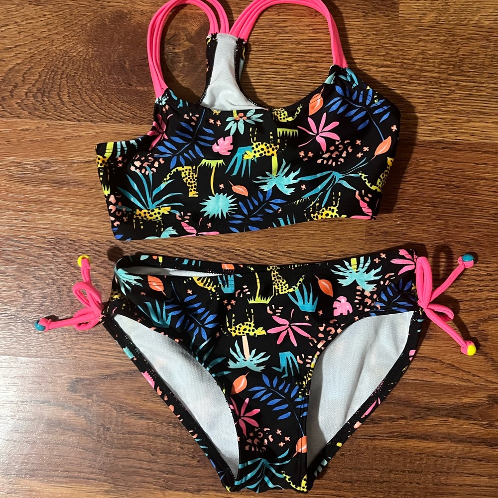 Cat & jack girls swimsuit size 4/5